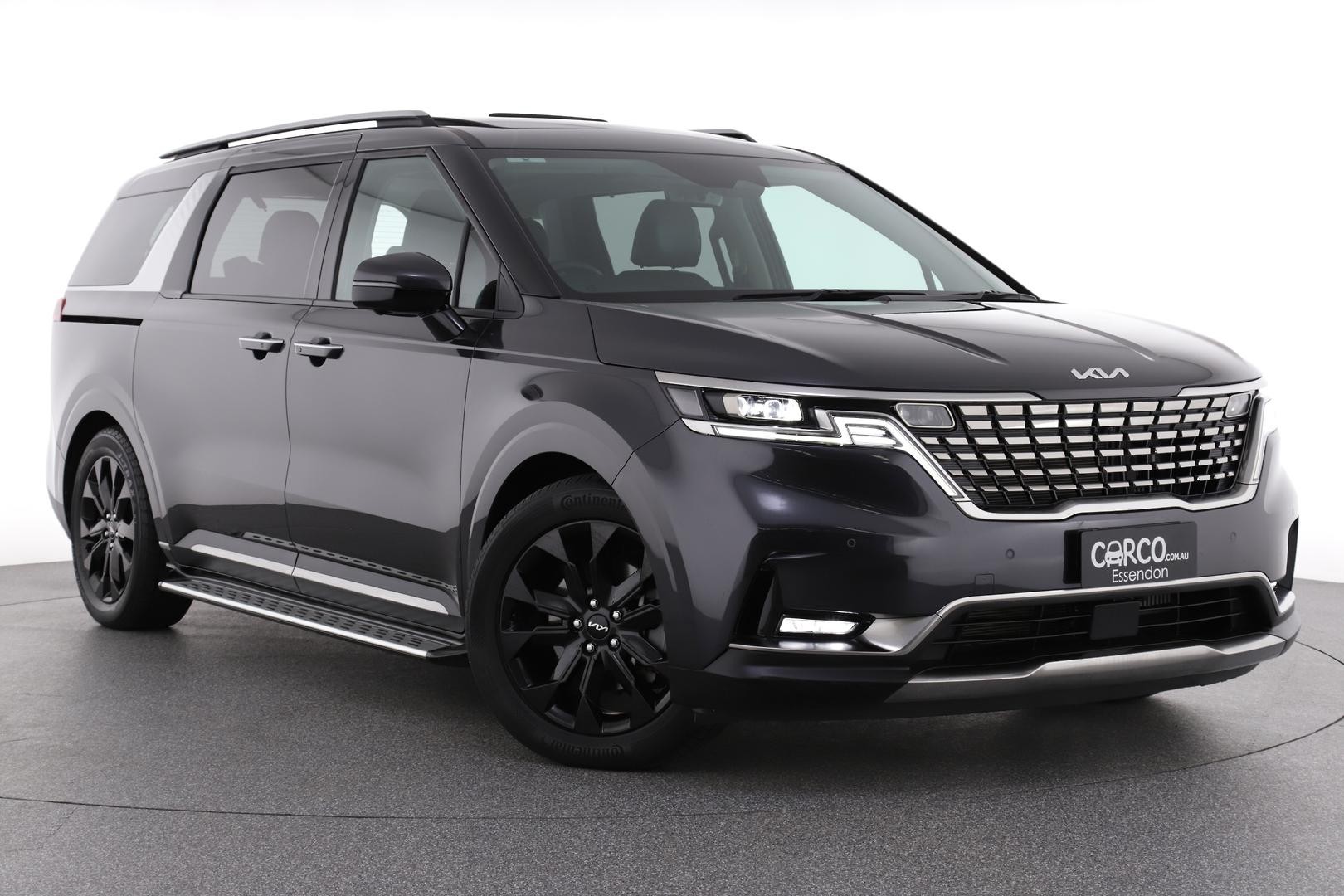 Kia Carnival image 1