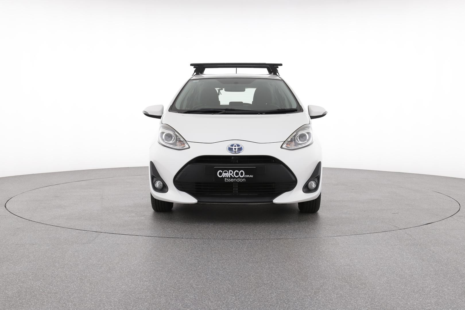 Toyota Prius C image 2