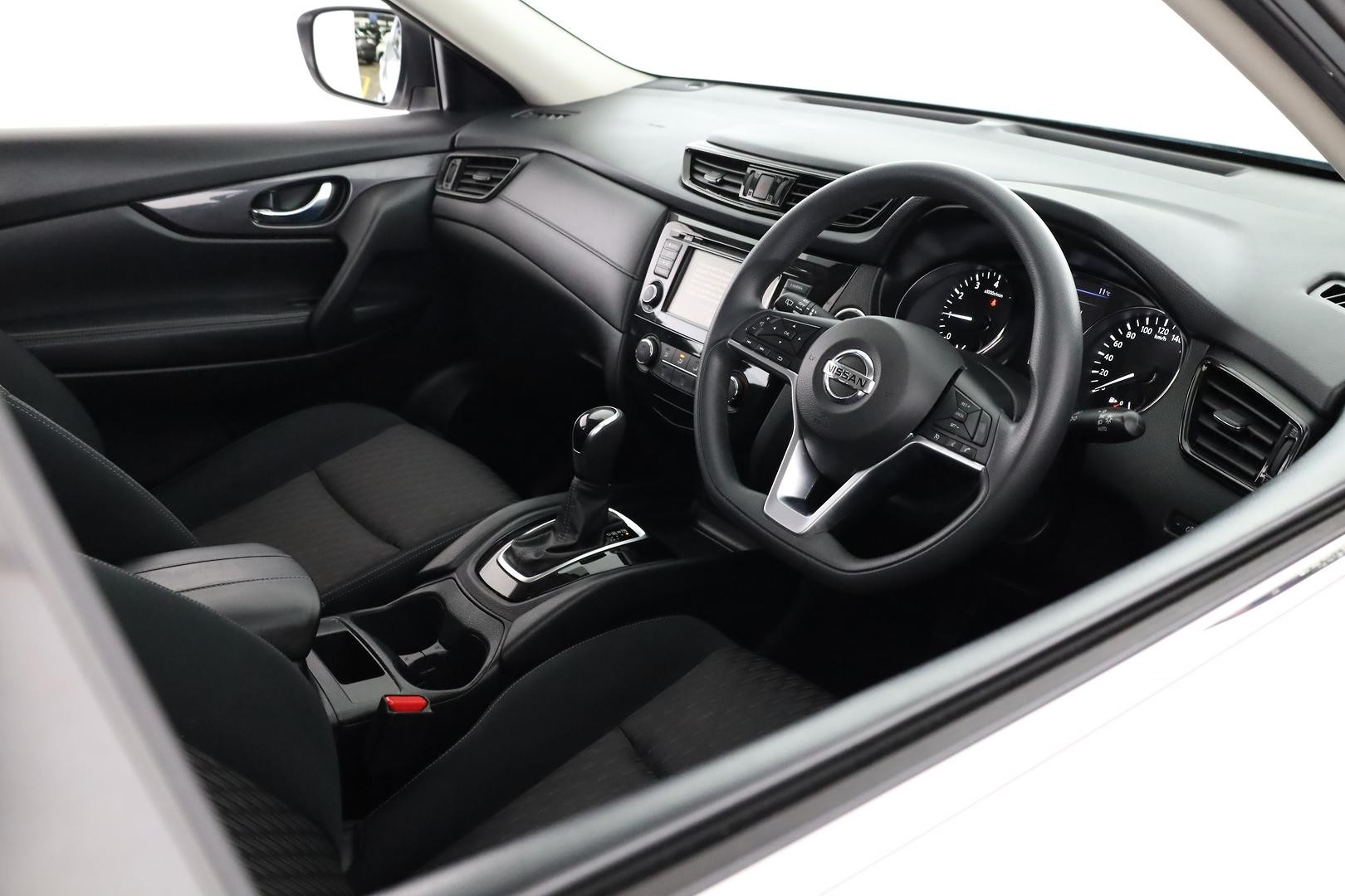 Nissan X-trail image 4