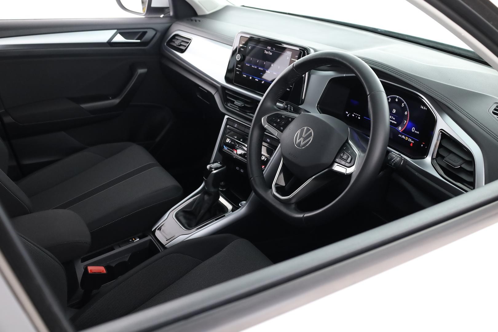 Volkswagen T-roc image 4