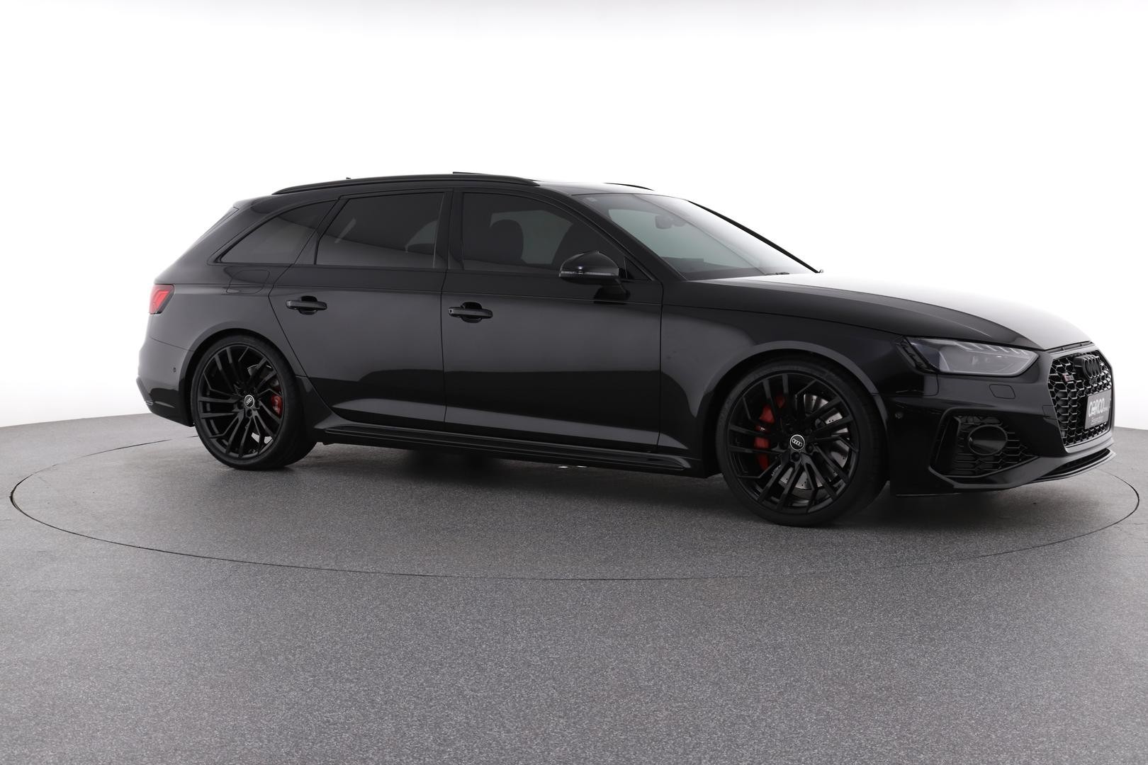 Audi Rs4 image 1