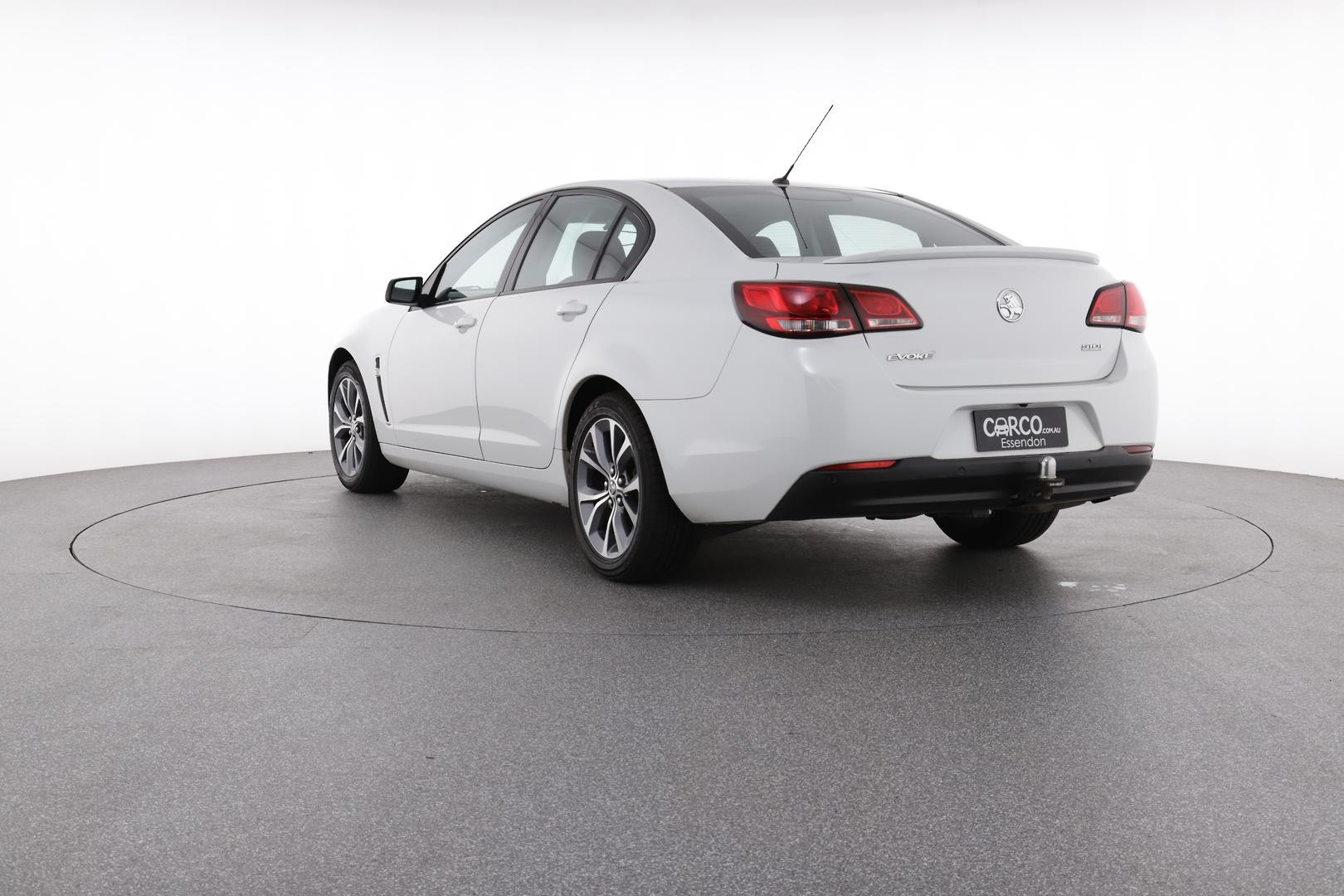 Holden Commodore image 4