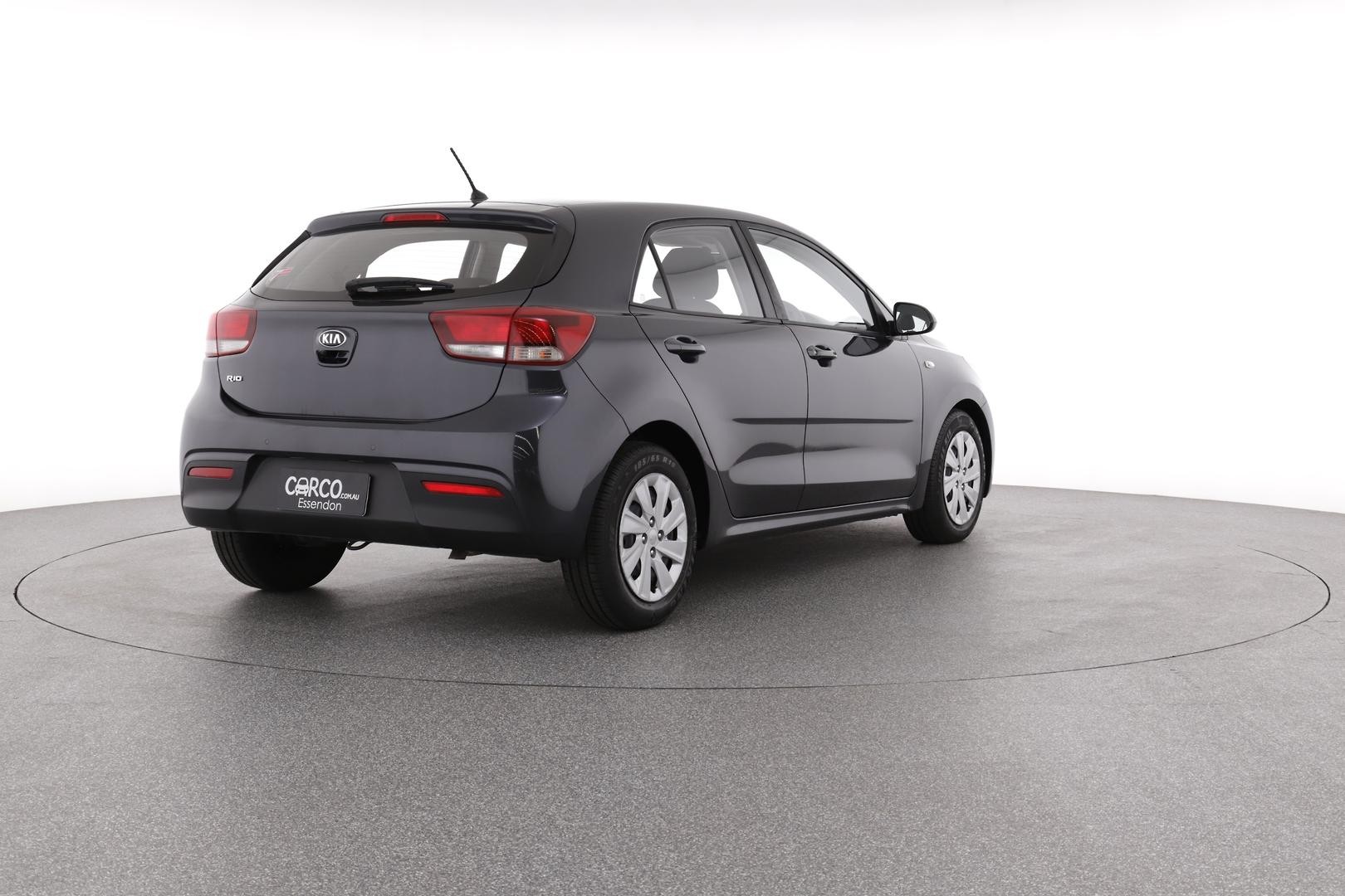 Kia Rio image 4