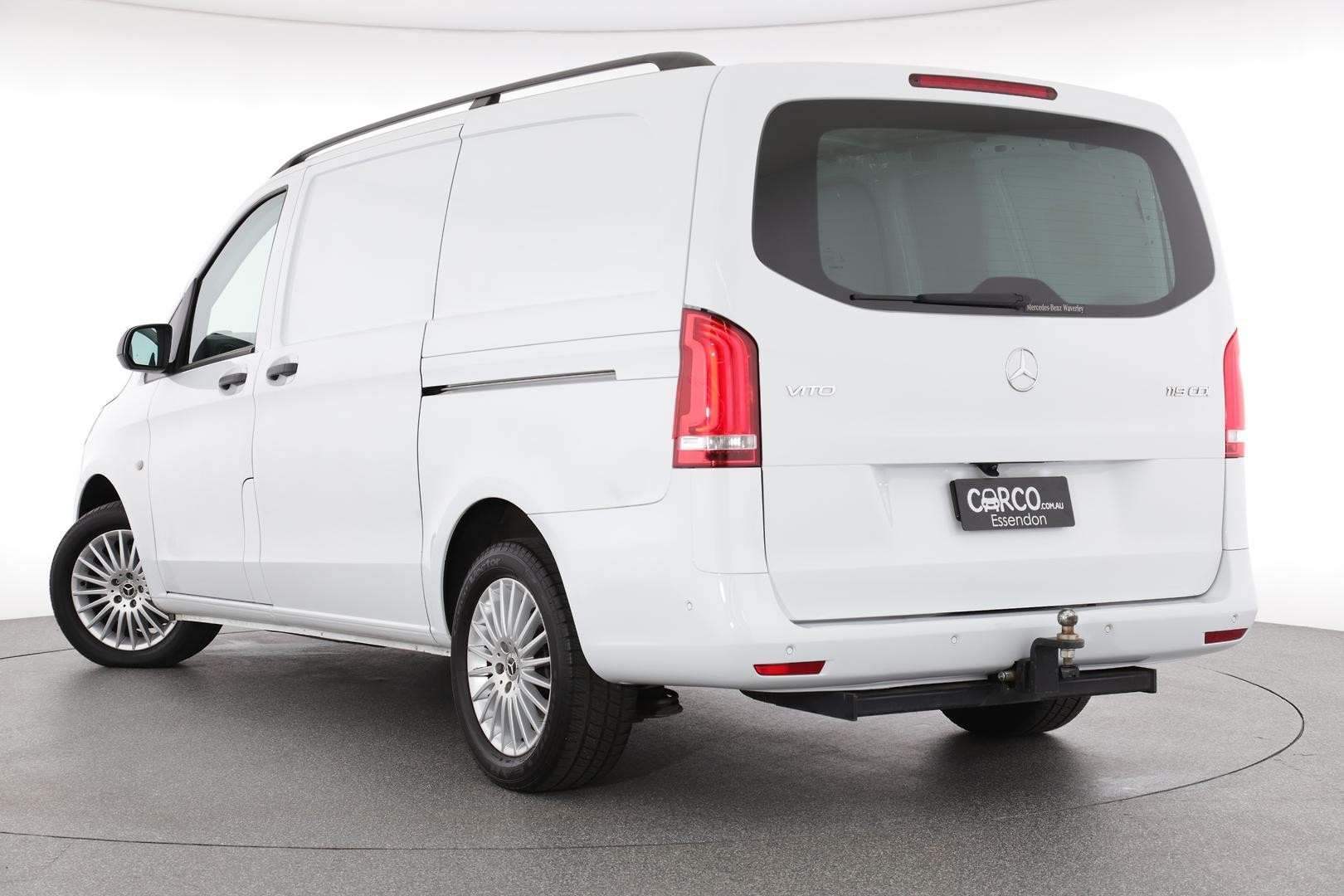 Mercedes Benz Vito image 2