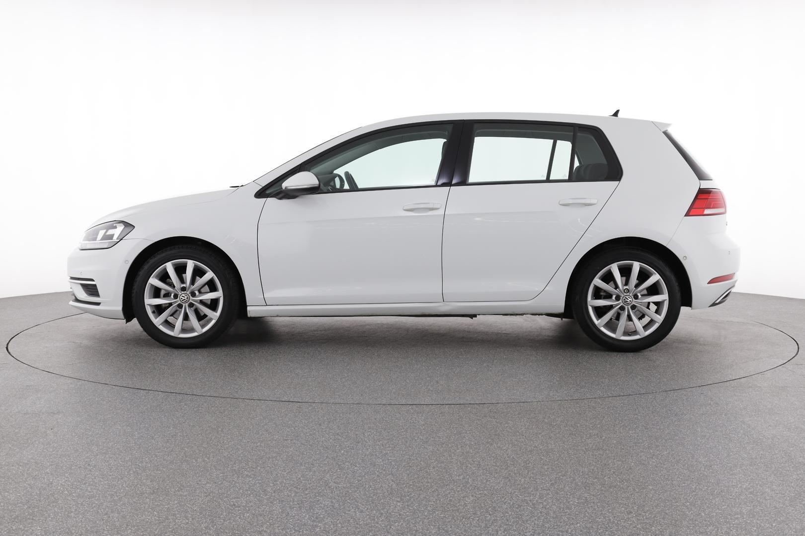 Volkswagen Golf image 2