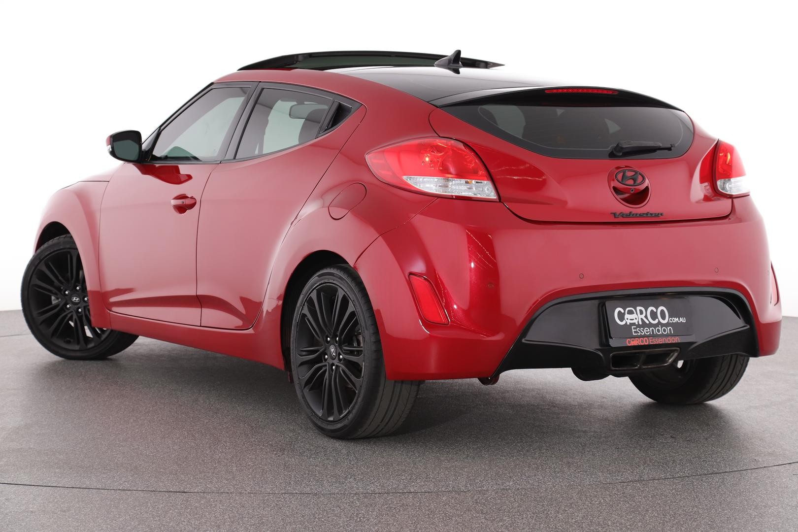Hyundai Veloster image 2