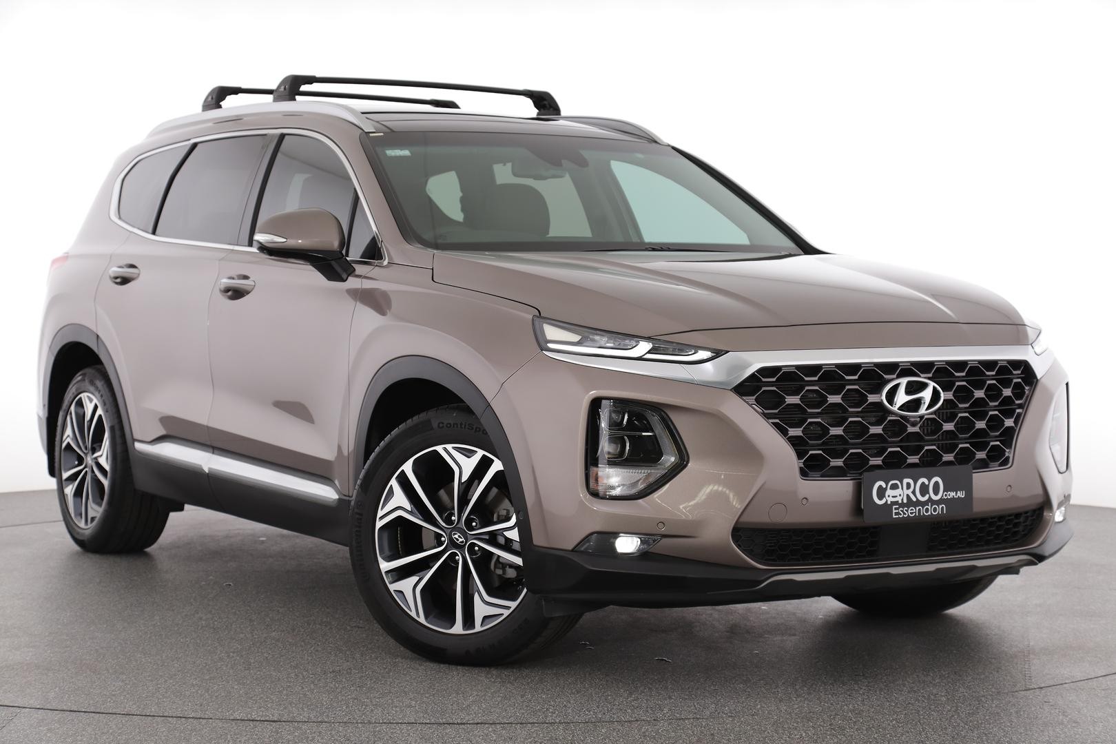 Hyundai Santa Fe image 1