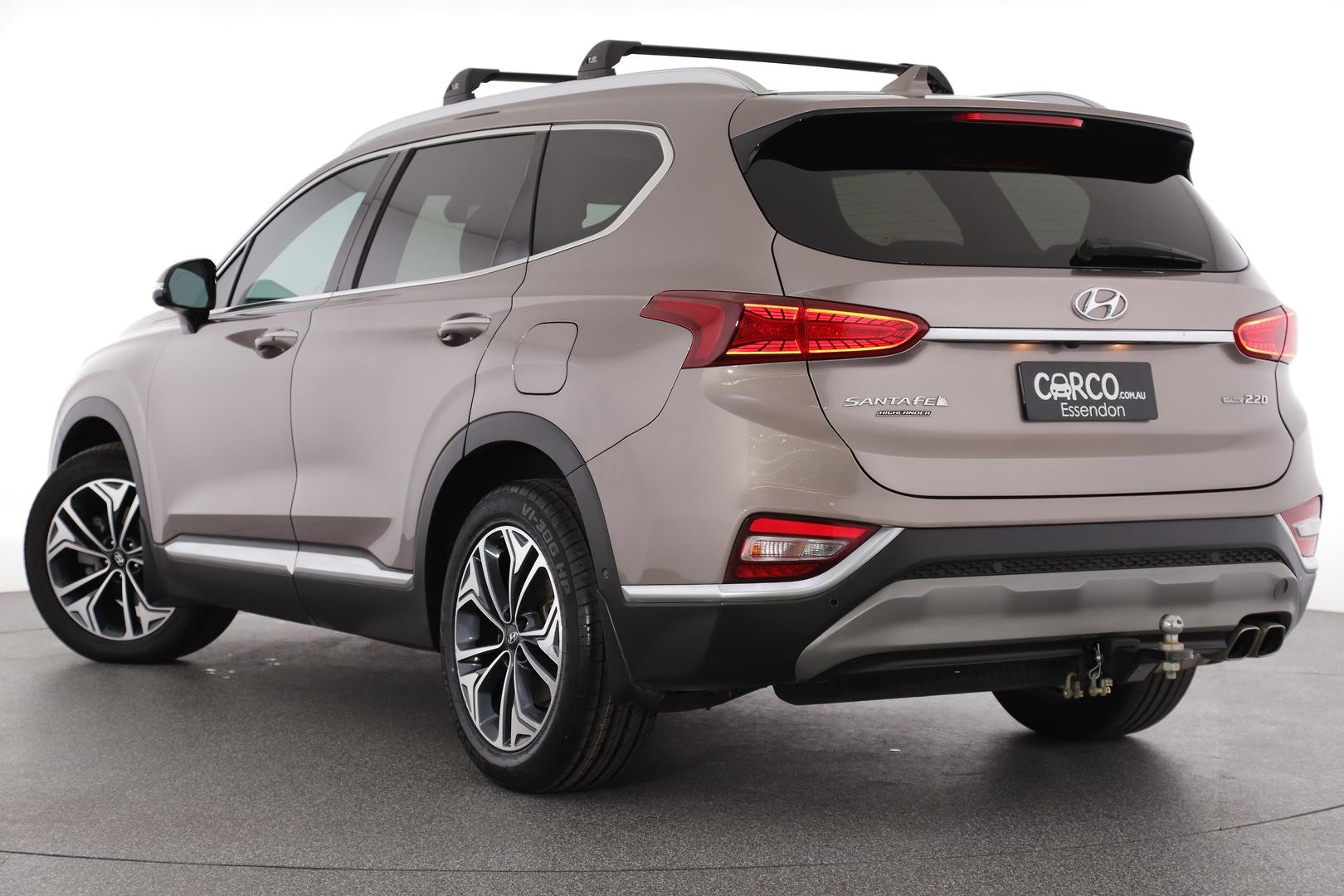 Hyundai Santa Fe image 2
