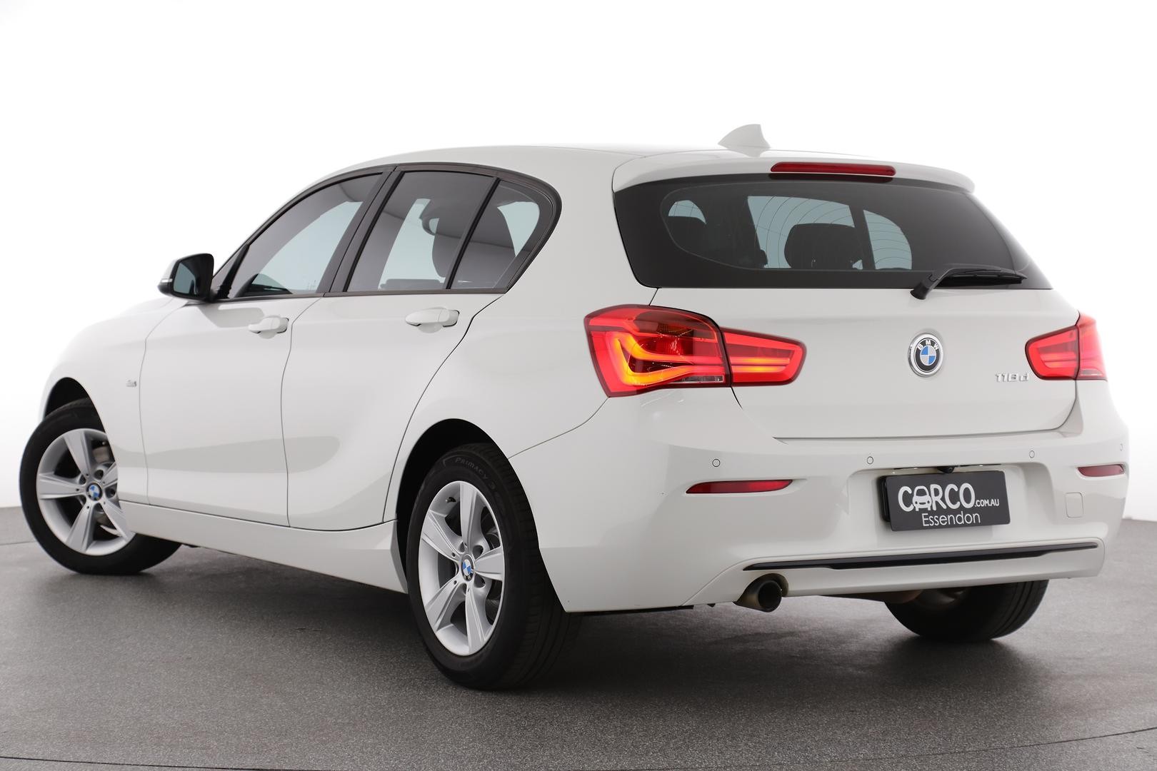 BMW 1 Series image 2