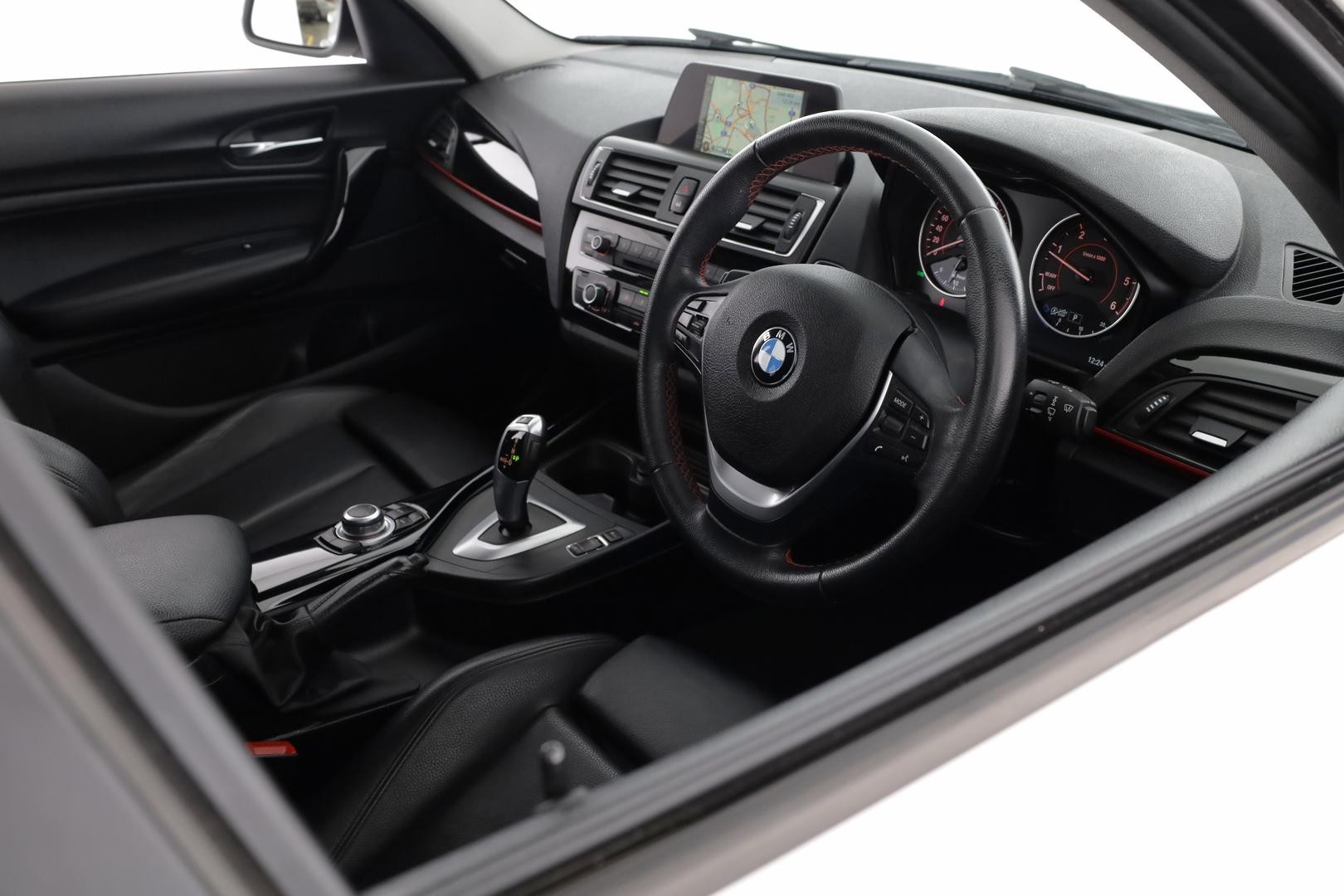 BMW 1 Series image 4