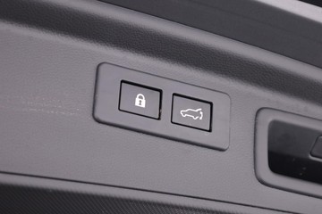 https://dvg-vehicle-assets.s3.amazonaws.com/C001611/4iivbqknkspho8298eztdoda5.jpg