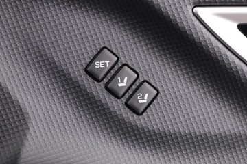 https://dvg-vehicle-assets.s3.amazonaws.com/C001611/cmk2uzwiftxv6y6j1yqgydrtt.jpg