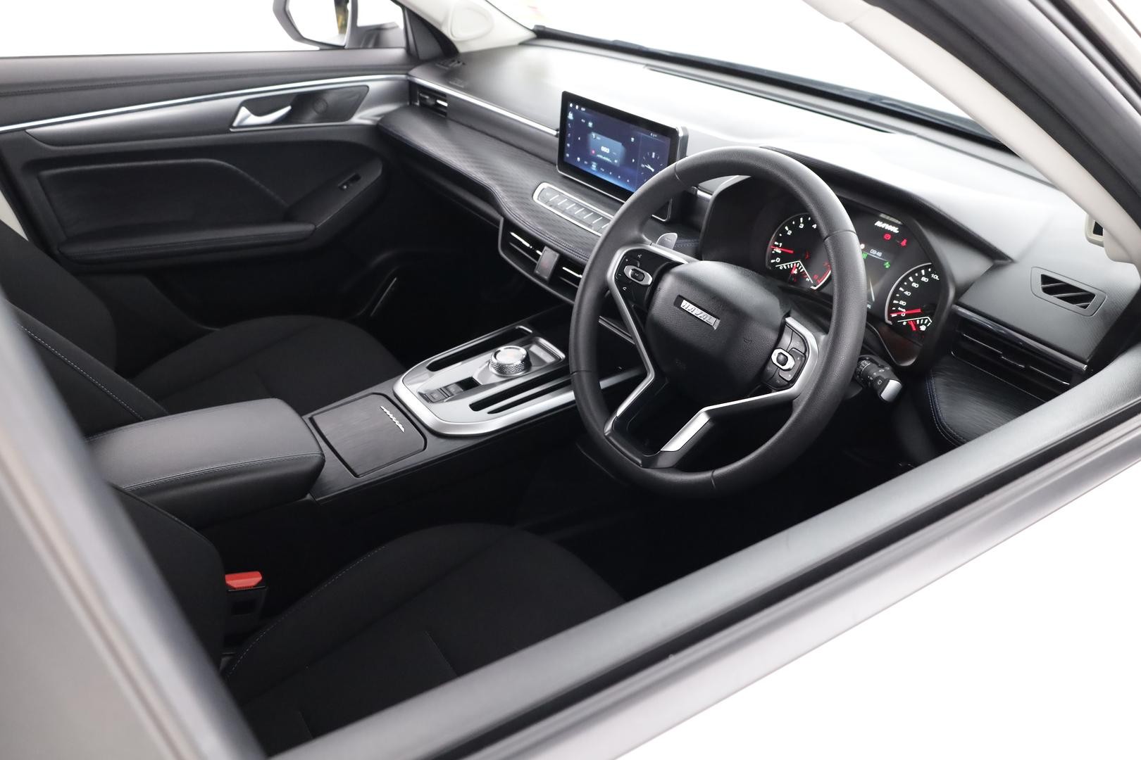 Gwm Haval Jolion image 4