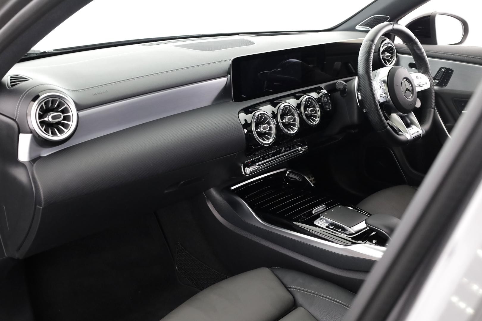 Mercedes Benz A-class image 3