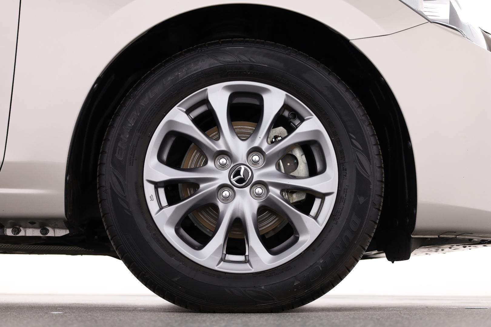 Mazda 2 image 3