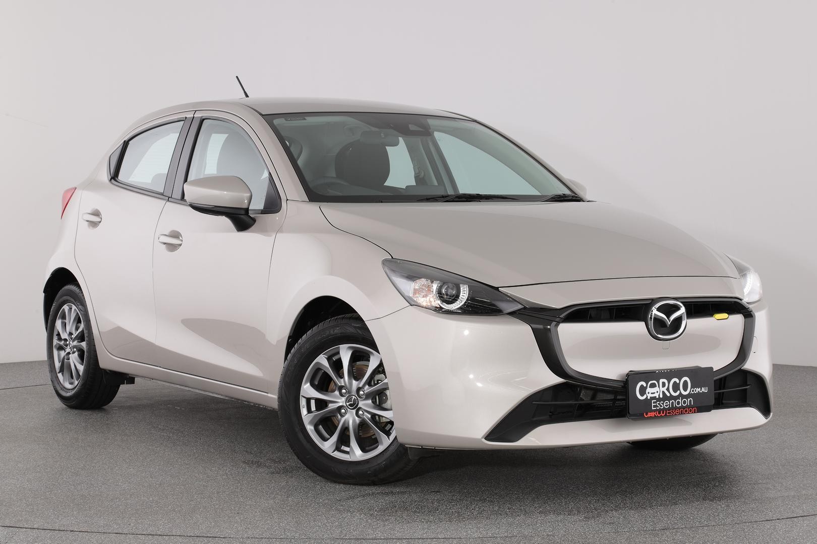 Mazda 2 image 1