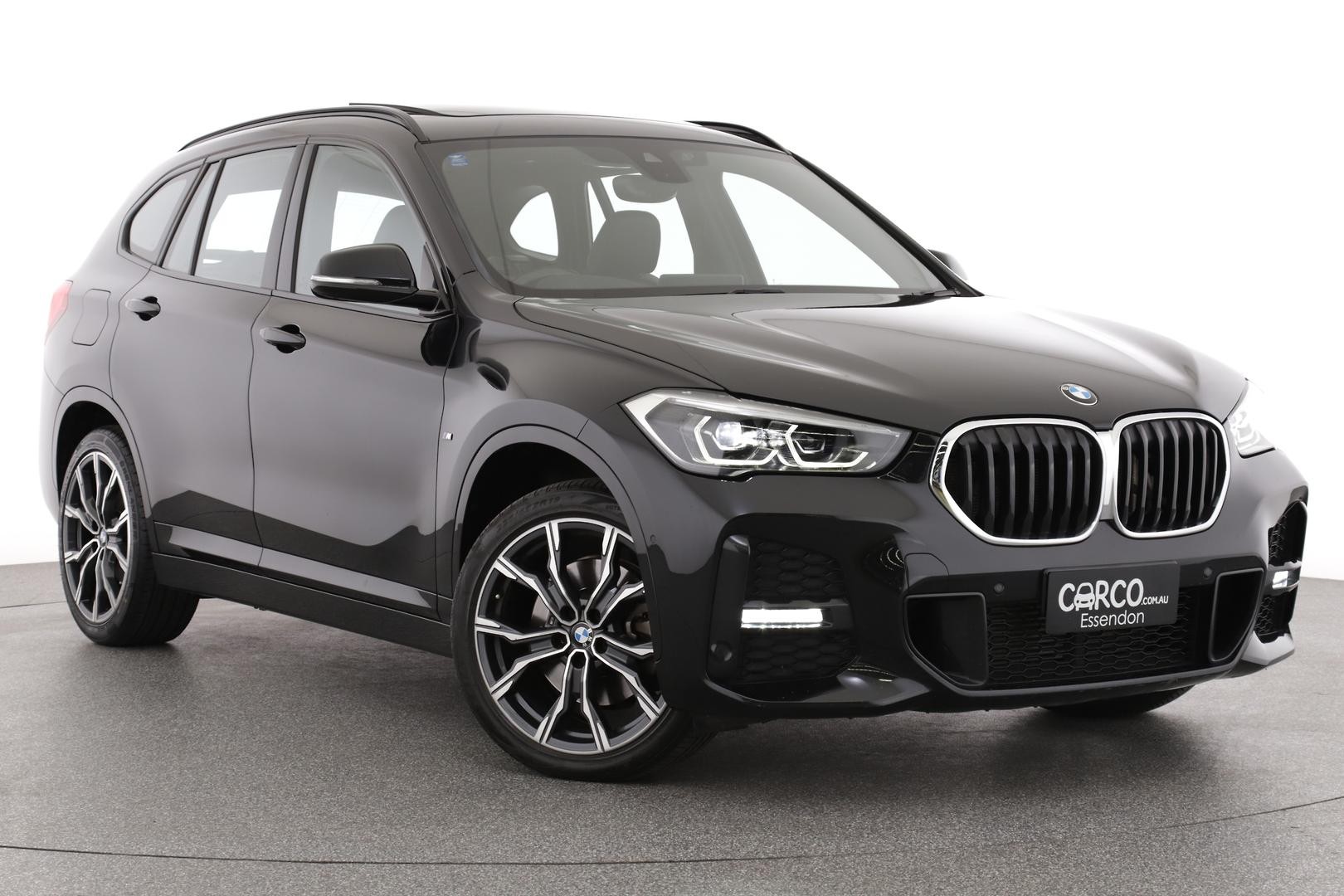 BMW X1 image 1