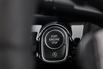 https://dvg-vehicle-assets.s3.amazonaws.com/C001695/989uamz1hsgenvfo4xya5lfg2.jpg