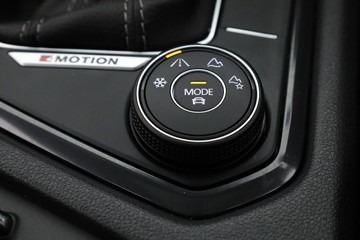 https://dvg-vehicle-assets.s3.amazonaws.com/C001697/9ok25al090q862mdbil5212h8.jpg
