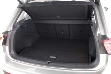 https://dvg-vehicle-assets.s3.amazonaws.com/C001716/7lwqvwhyszk8bh54meqbbawxt.jpg