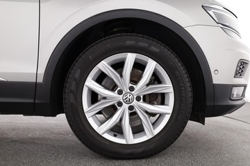 https://dvg-vehicle-assets.s3.amazonaws.com/C001716/9ey4mewv32qlliyp9hsd4i7pb.jpg