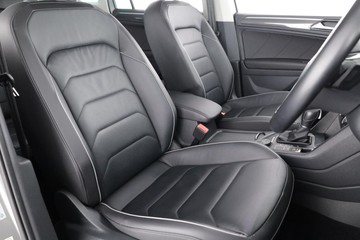 https://dvg-vehicle-assets.s3.amazonaws.com/C001716/b0j9qcwazaqlw9hdoxg15ao7b.jpg