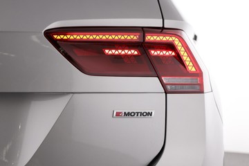 https://dvg-vehicle-assets.s3.amazonaws.com/C001716/chigcnnmdwbwim969f6c3w5v7.jpg