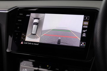 https://dvg-vehicle-assets.s3.amazonaws.com/C001724/azf87iqoo6zjvd7ewu8mynky3.jpg