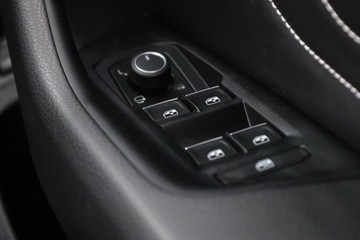 https://dvg-vehicle-assets.s3.amazonaws.com/C001724/d0zq7aa8zp1bwyw5m499rs0qx.jpg