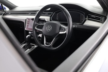 https://dvg-vehicle-assets.s3.amazonaws.com/C001724/dxxmm93jguv1qciss593l45yn.jpg
