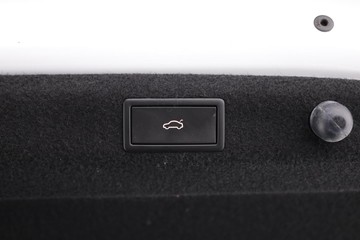 https://dvg-vehicle-assets.s3.amazonaws.com/C001727/5zdylxbvb728f8m0i7c27qu93.jpg