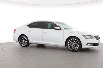 https://dvg-vehicle-assets.s3.amazonaws.com/C001730/cf177myb2pmz34pze1l0uoc61.jpg