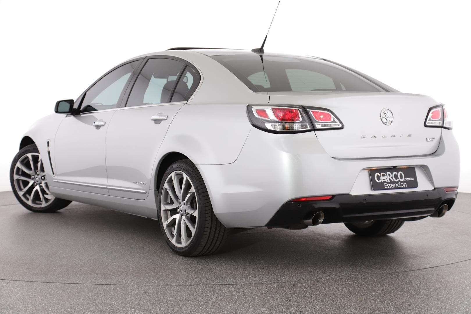 Holden Calais image 2