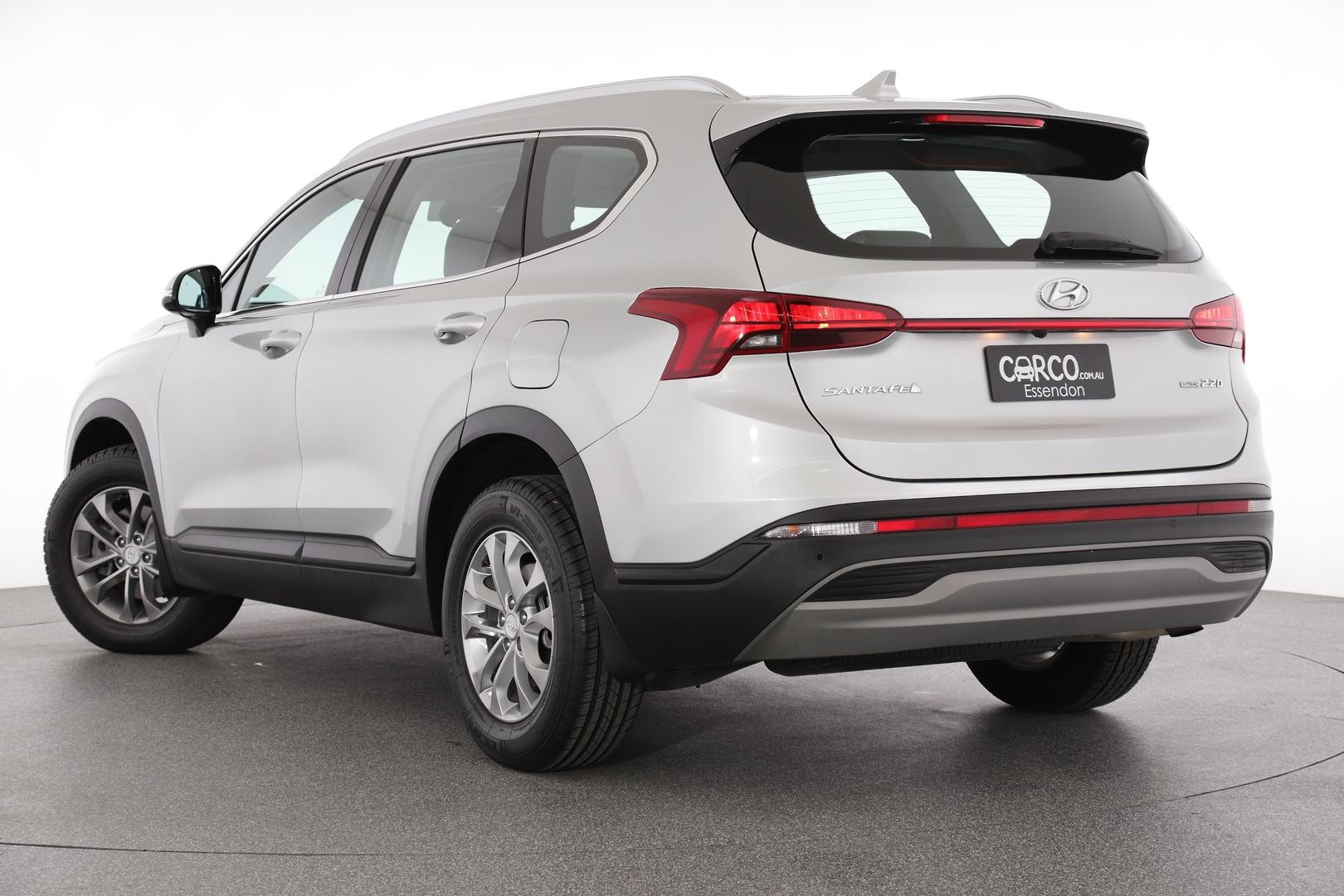 Hyundai Santa Fe image 2