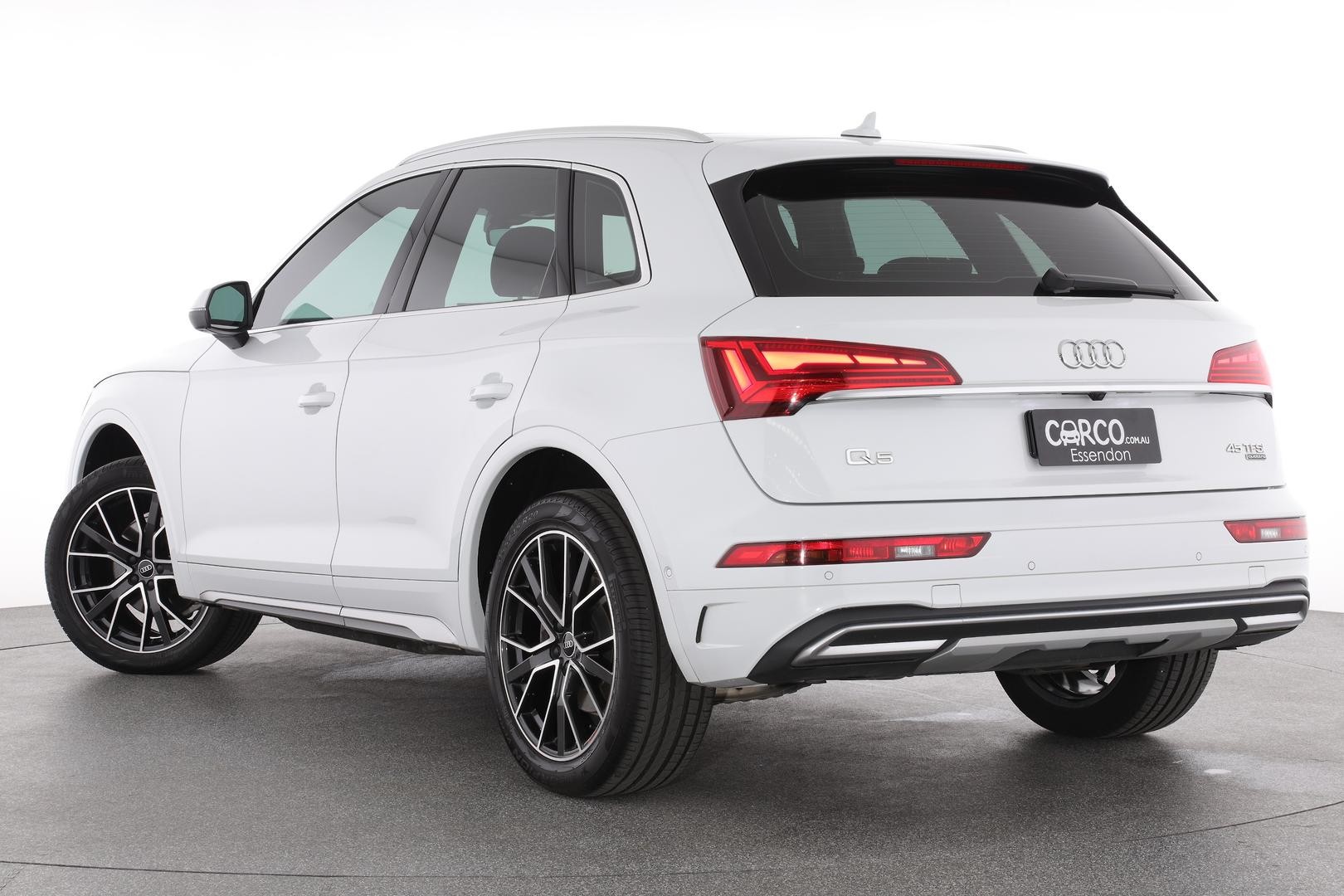 Audi Q5 image 2
