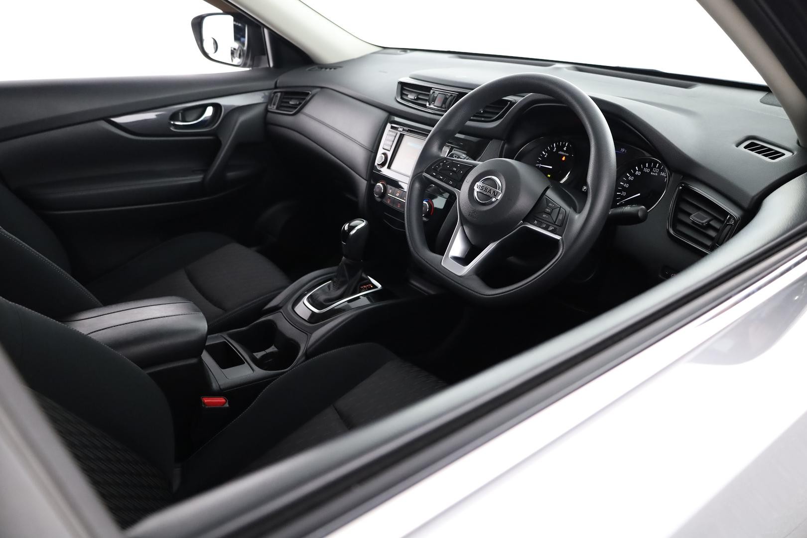 Nissan X-trail image 4