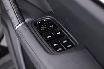 https://dvg-vehicle-assets.s3.amazonaws.com/C001773/dgvblrtl6ut9bgtov79wij0fc.jpg