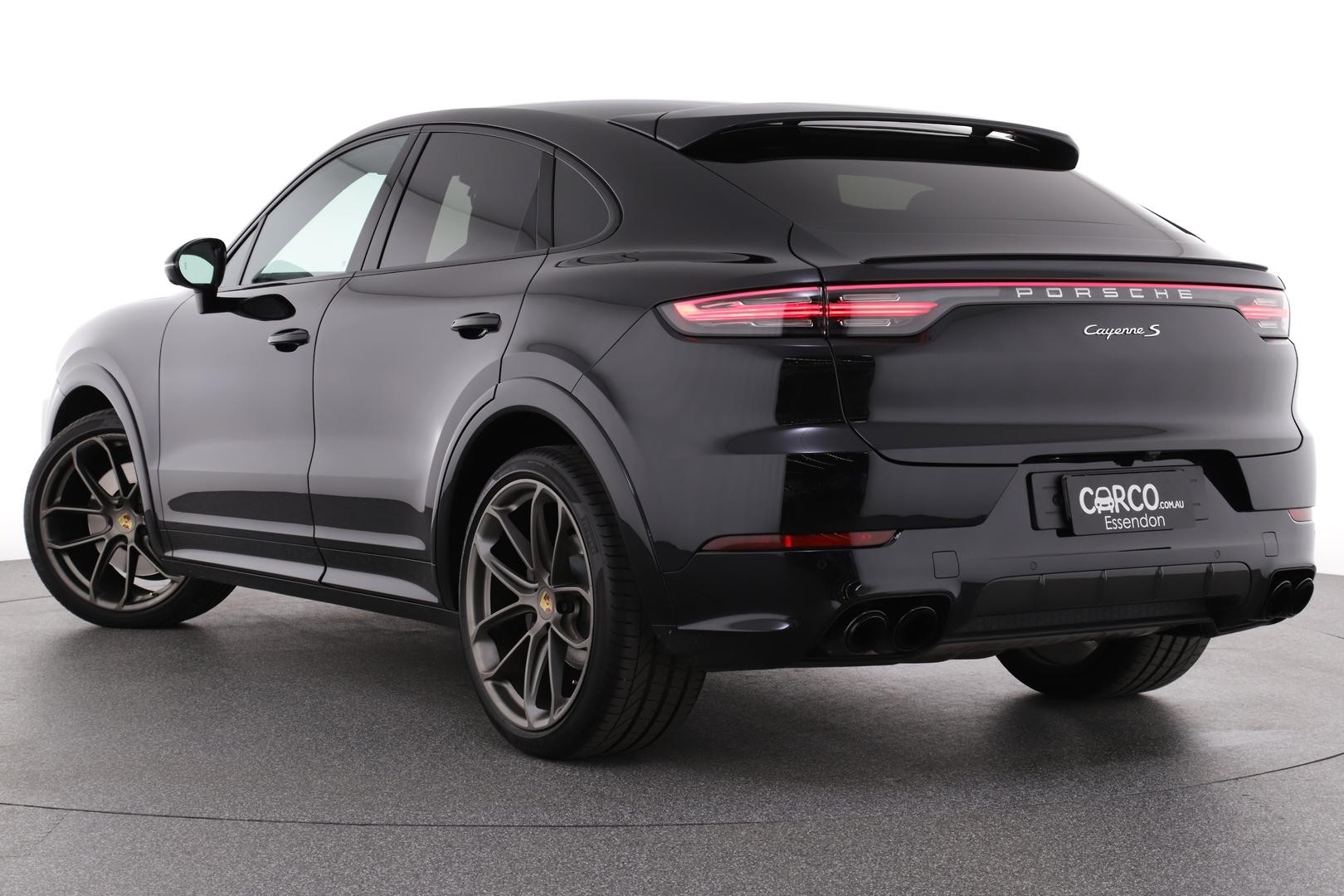 Porsche Cayenne image 2