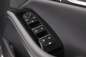 https://dvg-vehicle-assets.s3.amazonaws.com/C001784/d7n8dyo531i1rg20jw71pbyz.jpg