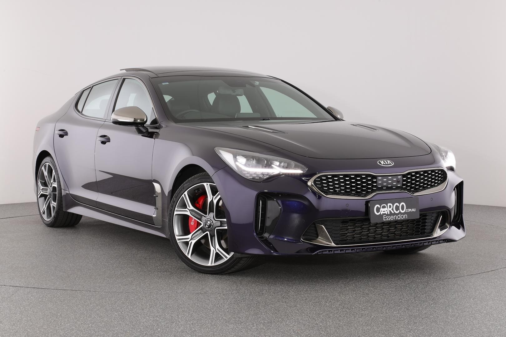Kia Stinger image 1