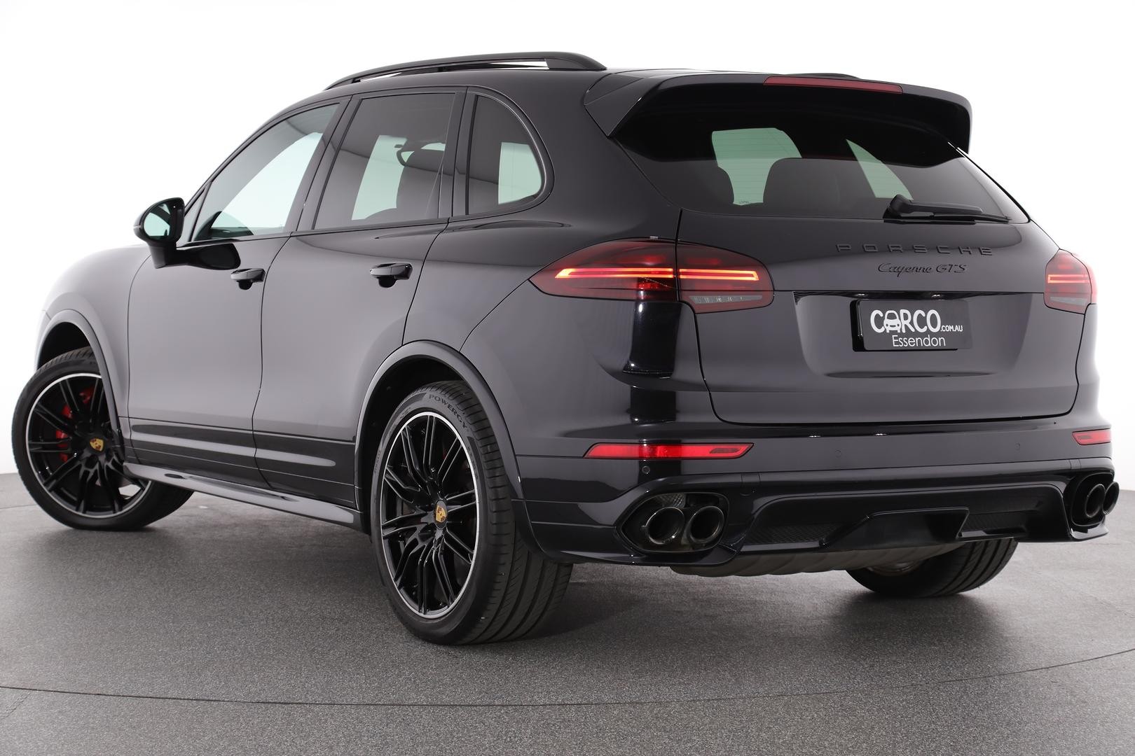 Porsche Cayenne image 2