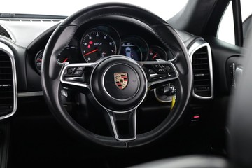 https://dvg-vehicle-assets.s3.amazonaws.com/C001795/6rt5d95egdfpgc5ln1wjh864y.jpg