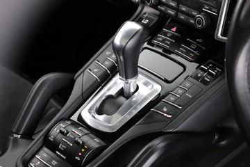 https://dvg-vehicle-assets.s3.amazonaws.com/C001795/6upnpo9iuot9lnalceqq8fywg.jpg