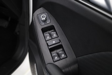 https://dvg-vehicle-assets.s3.amazonaws.com/C001799/1o9dyngd1zo5jt6uahtdb477s.jpg