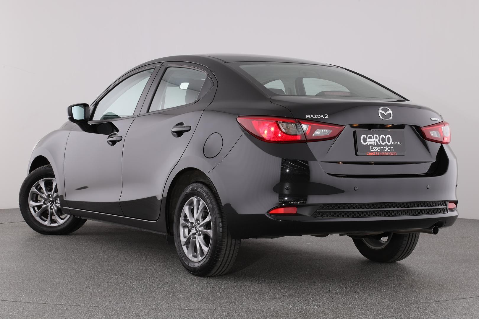 Mazda 2 image 2