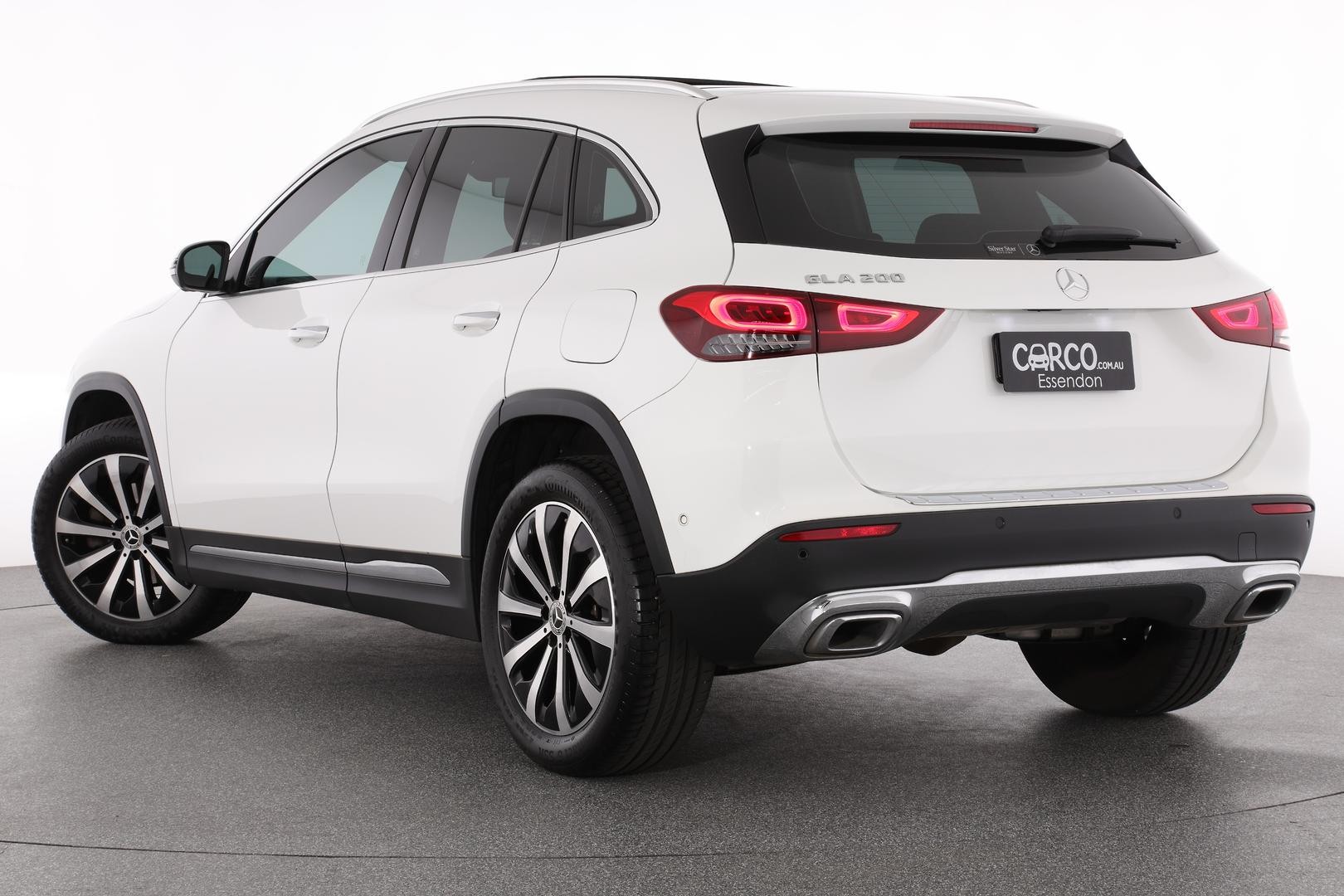 Mercedes Benz Gla-class image 2