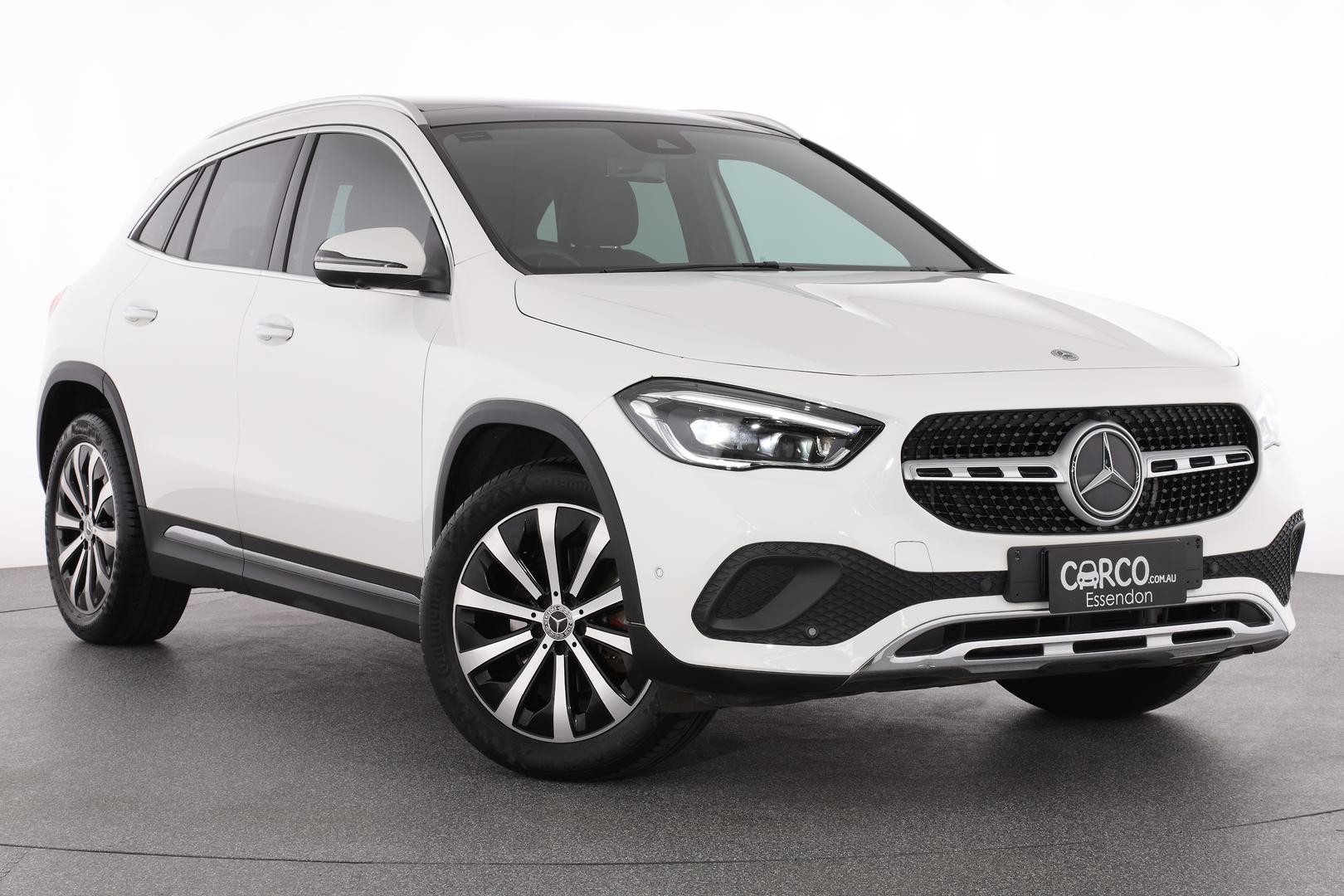 Mercedes Benz Gla-class image 1