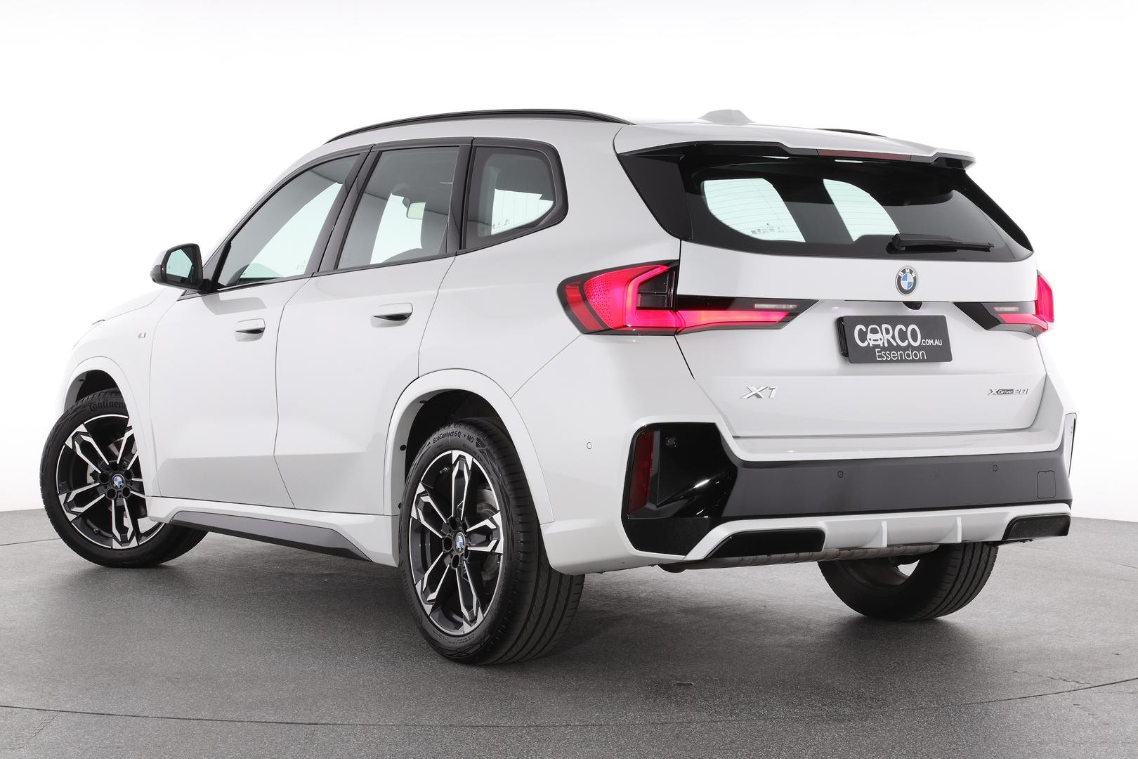 BMW X1 image 2