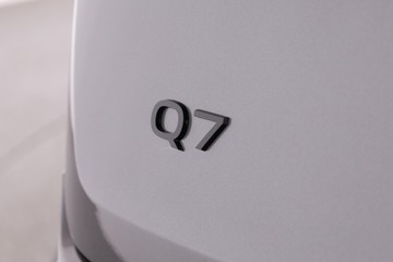 https://dvg-vehicle-assets.s3.amazonaws.com/C001899/7navc3fj2yb051r1i6emqre37.jpg