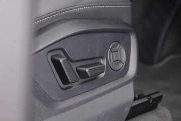 https://dvg-vehicle-assets.s3.amazonaws.com/C001899/axxyl764k2ku87d9ngisi1ya3.jpg